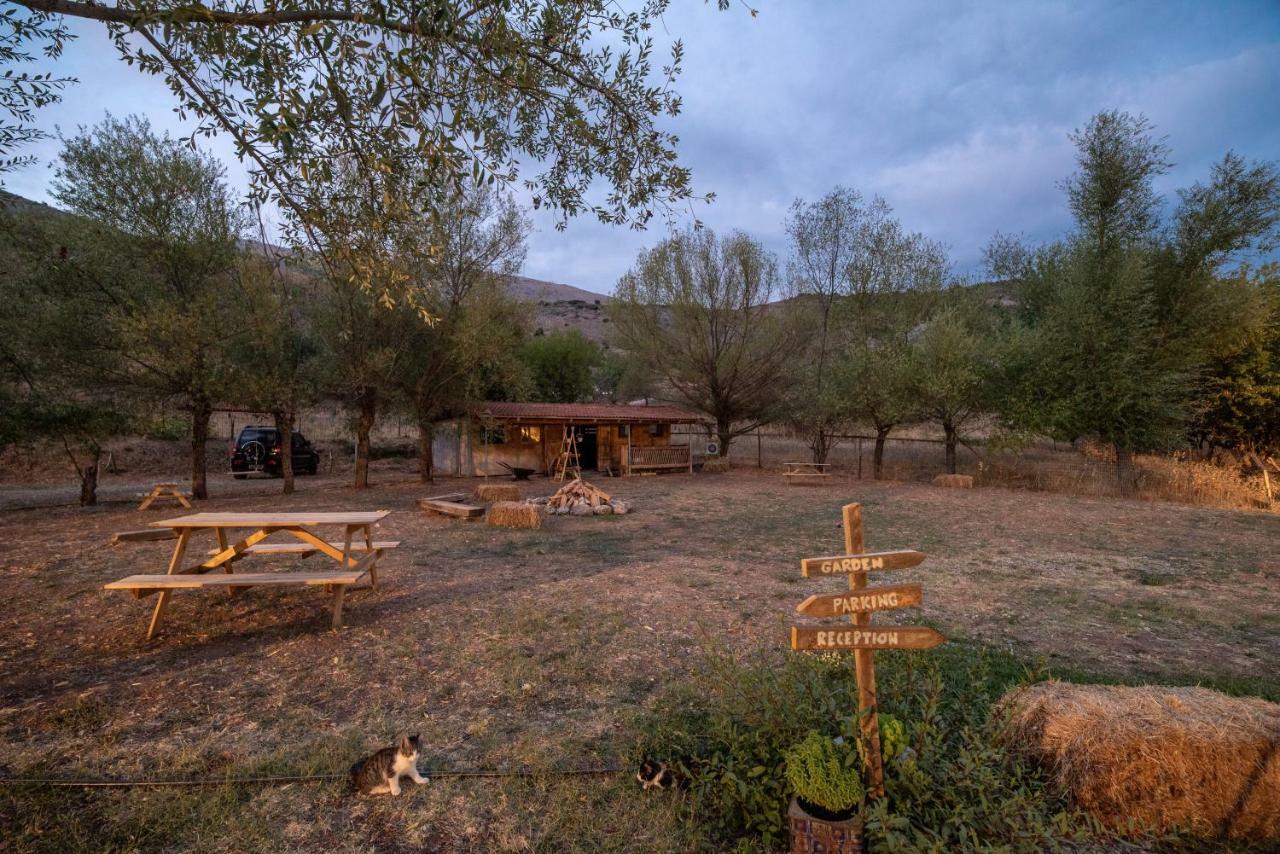 Orias Guesthouse & Farm 卡拉维塔 外观 照片
